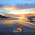 #233 Fox Trail By Holidays *