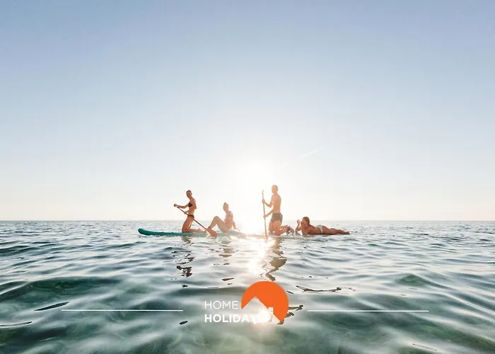 #233 Fox Trail By Holidays アパート *