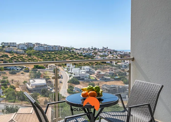 #233 Fox Trail By Holidays