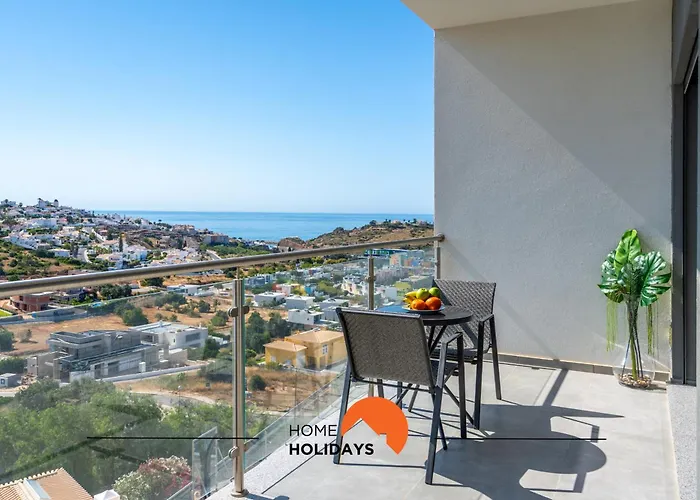 #233 Fox Trail By Holidays